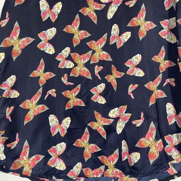 Sleeveless butterfly blouse - Picture 3 of 6